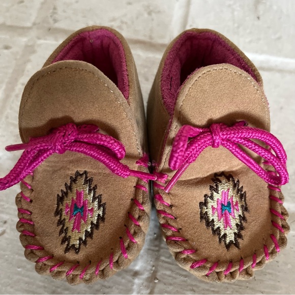 Blazin Roxx Girls' Infant Kendra Girl Mocs Size 2 - Picture 1 of 9